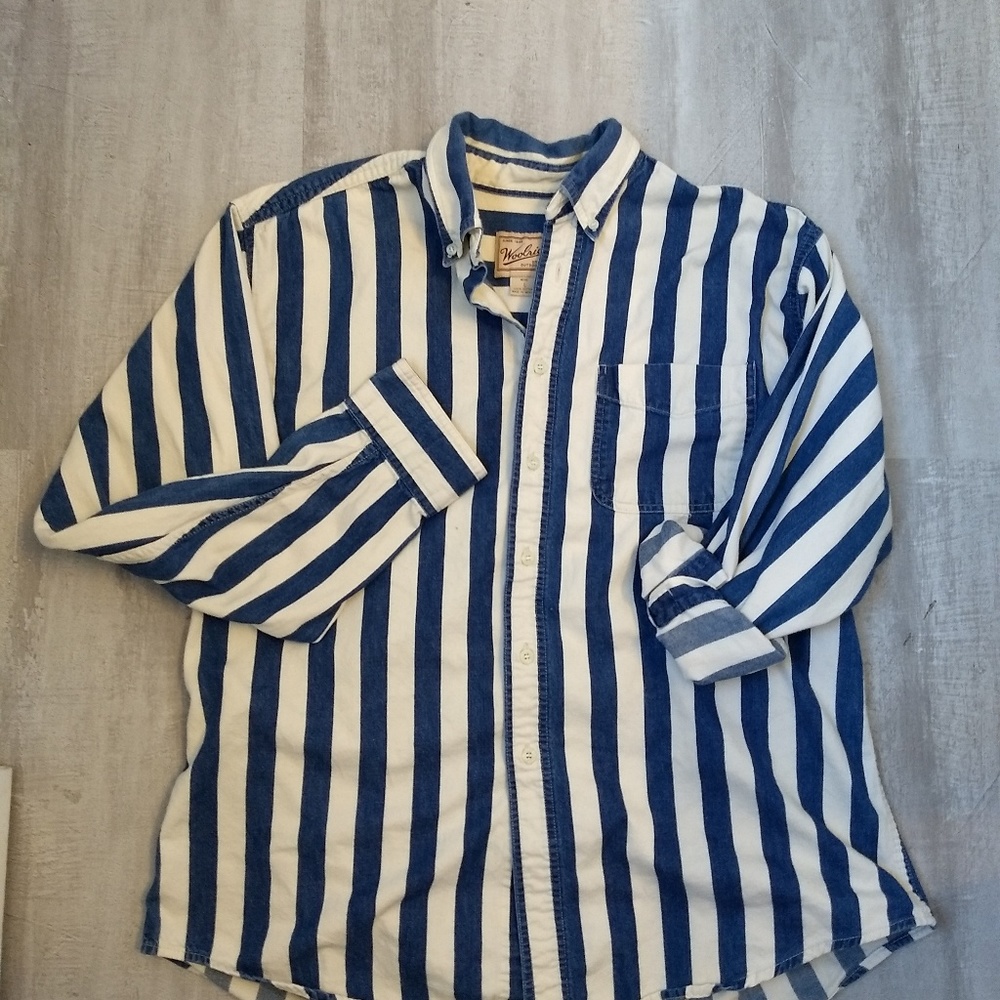 Woolrich button down shirt. Men's large.